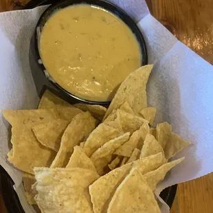 Chips and queso