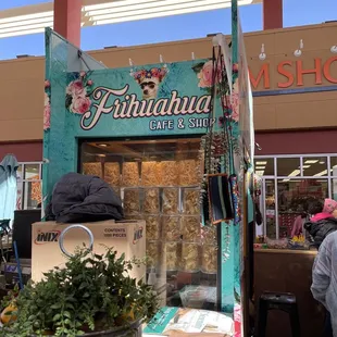 Stand at The Outlet Shoppes at El Paso