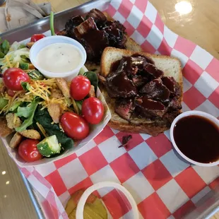 Burnt ends sandwich and salad was spot on.