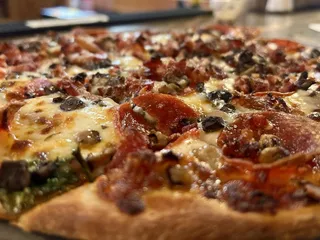 DeO's Pizzeria & Pub