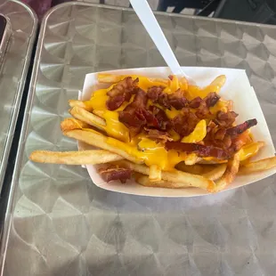 Bacon cheese fries