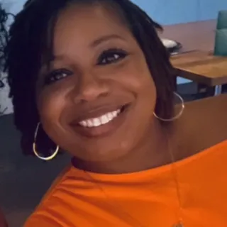 Natasha T.