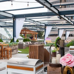 Wedding vibes on the terrace with white drapes