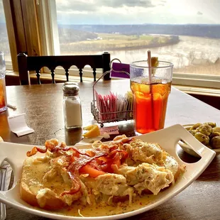 The Twenty Mile Hot Brown Sandwich with Turkey and Bacon overlooking Oxbow Bend of the Ohio River