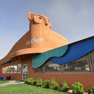 The iconic exterior!