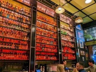 Bottle Club Pub