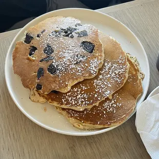 Oreo pancakes! Yummy!