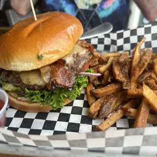 The ghost burger (excellent)