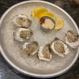 Seasonal Oysters*