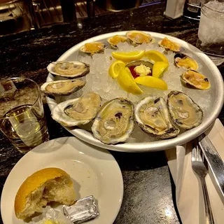 Seasonal Oysters*