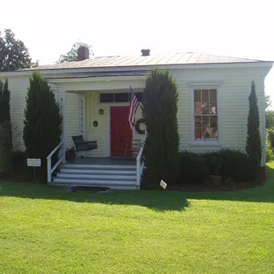 The Tillie Bond Cottage (the pics on their website make it look a LOT nicer than it actually is)