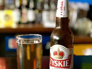 Suzy's Bar