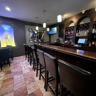 the bar and dining area