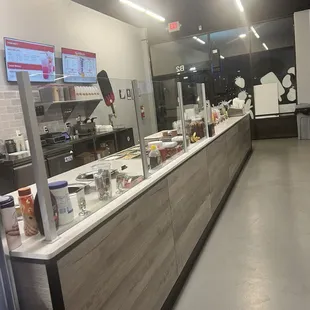 A sadly empty store with tons of goodies that I didn&apos;t get to try!