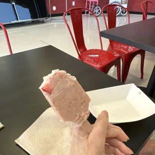 Strawberry palata