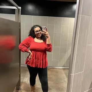 Anaya F.