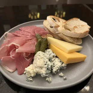 This is the saddest charcuterie I have had at a hotel.
