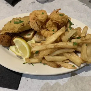 Fried shrimp and stuffed crab
