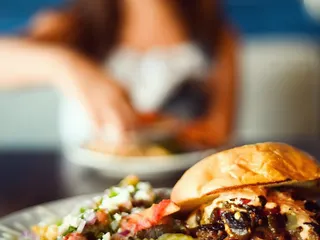 Joe Vinny & Bronsons Bohemian Cafe