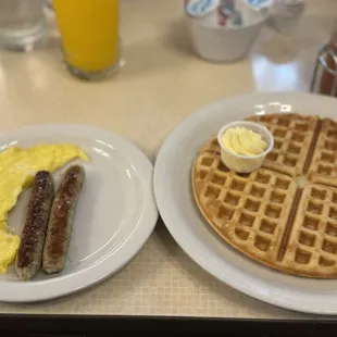 Scrambled egg and sausage link waffle