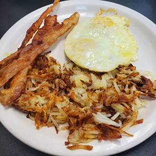 Bacon, eggs over easy with hashbrowns