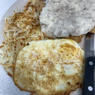 Country fried steak with 2 Eggs &amp; Hash Browns