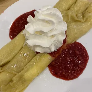 Stuffed crepes - Raspberry