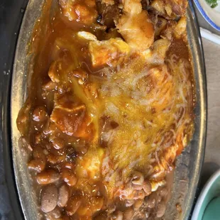 Huevos rancheros with red