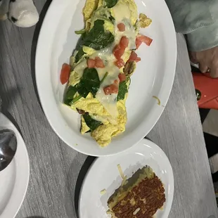 Spinach, Mushrooms, and Tomato Omelette