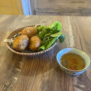 Fried Stuffed Rice Cakes