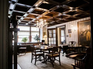 Brownsville Road House: Bed & Breakfast