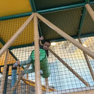 Play structure