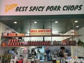 Uncle John’s Cafe