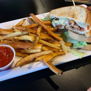 BLT with fries