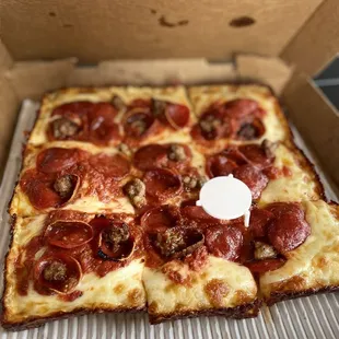 Nonna medium with toppings ; pepperoni and sausage