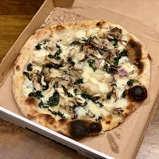 Funghi e Cavolo Pizza