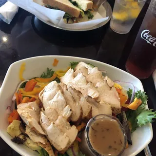 Grilled Chicken House Salad