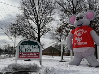 Grandpa's Cheesebarn