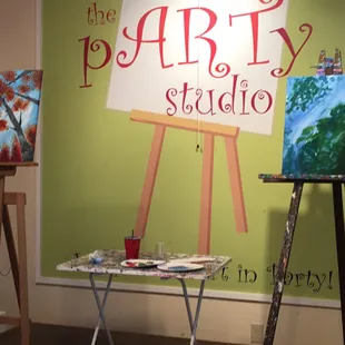 The picture on the left is what we were supposed to paint and the one on the right is what the &quot;artist&quot; (Zoey) taught).