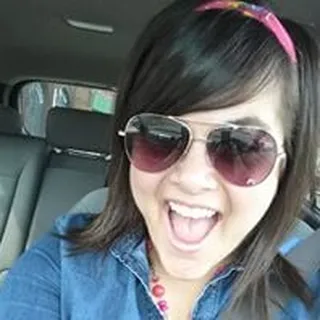 Nickie F.