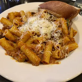 Rigatoni Bolognese