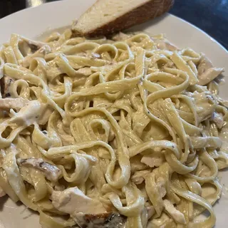 Fettuccine Chicken Alfredo