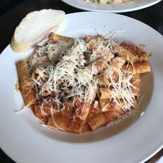 Rigatoni Bolognese