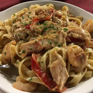 Chicken and Shrimp Carbonara