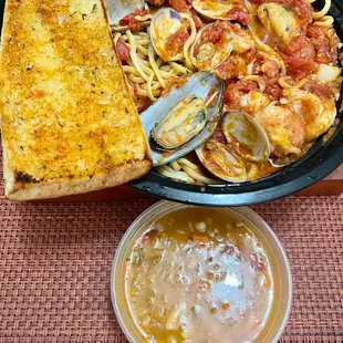 Special #3 Seafood Linguine with pasta Pasta and Fagioli Soup and Garlic Bread
