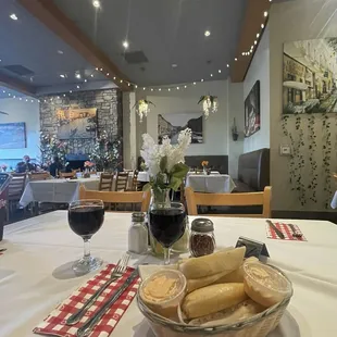 interior, crepes