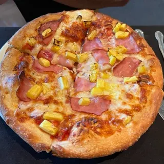 Hawaiian Pizza
