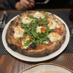 Burrata pizza