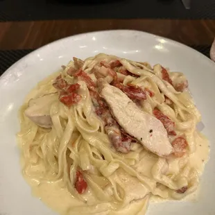 Fettuccine Alfredo