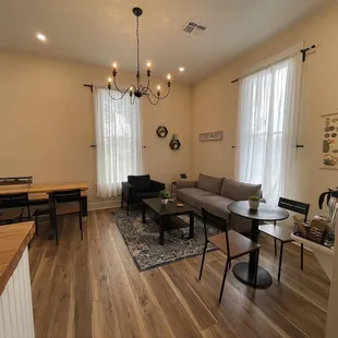 Dinning/seating area